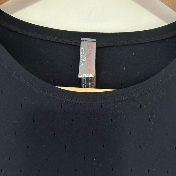 Free People Movement Seamless Top Black Size M-L - Picture 3 of 4